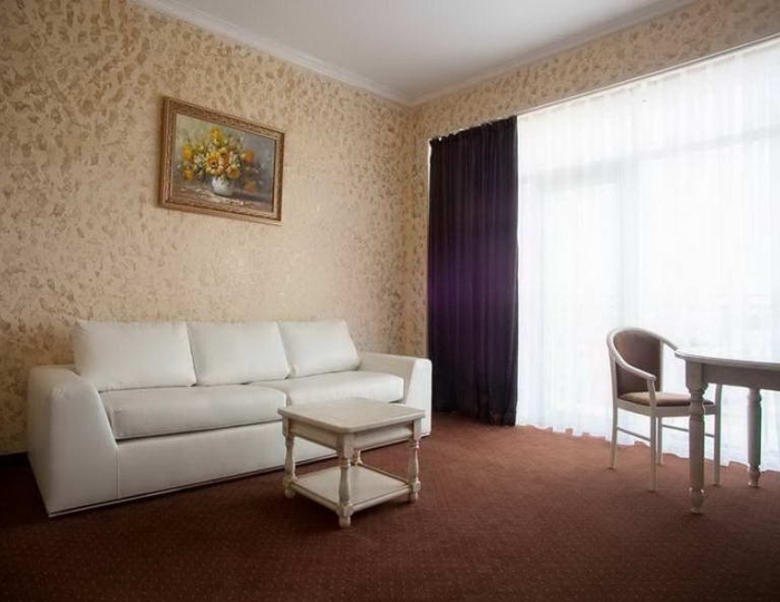 Люкс 2-местный  2-комнатный в Главном корпусе 7, 8 этаж - Отель «Прометей Клуб»