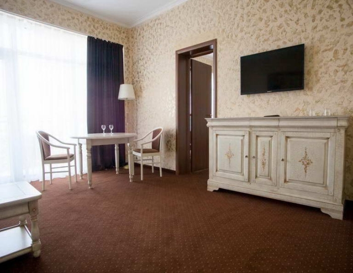 Люкс 2-местный 3-комнатный 7 этаж в Главном корпусе - Отель «Прометей Клуб»