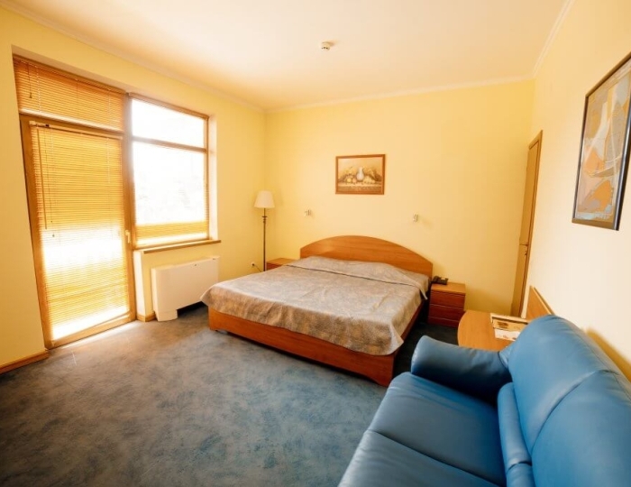 Стандарт+ 2-местный 1-комнатный в Коттедже с французской кроватью, (не мансардный) - Отель «Прометей Клуб»