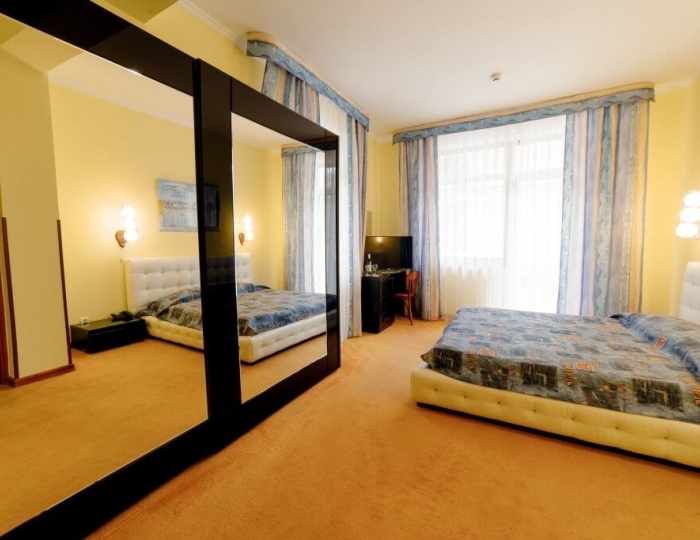 Сьют 2-местный 1-комнатный в Коттеджах - Отель «Прометей Клуб»