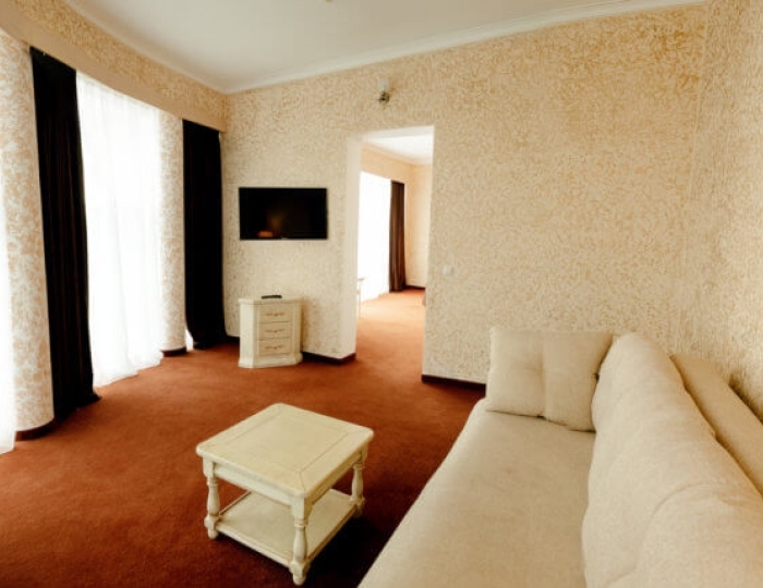 Сьют 2-местный 2-комнатный в Главном корпусе - Отель «Прометей Клуб»