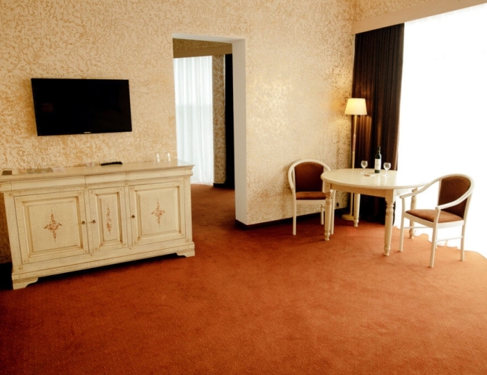 Сьют 2-местный 2-комнатный в Главном корпусе - Отель «Прометей Клуб»